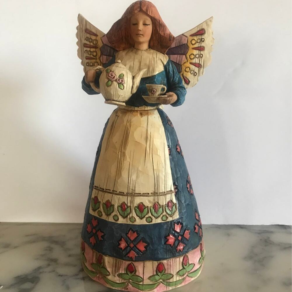 Jim Shore "Angel of Hospitality".